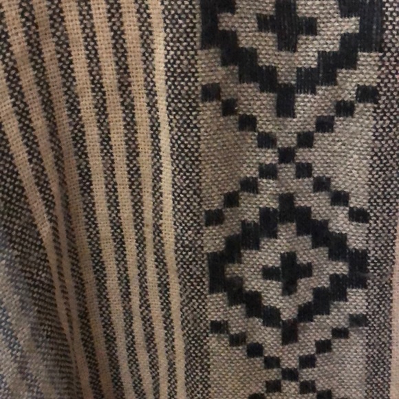 LIGHTWEIGHT PONCHO - Picture 3 of 3